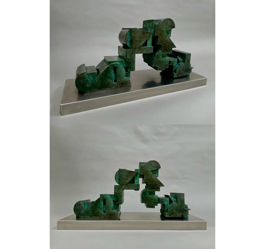 Jud Bergeron - "Unshaven Bird" 2022 - Cast bronze & stainless steel - 33 x 66 x 23 cm, 13 x 26 x 9 in