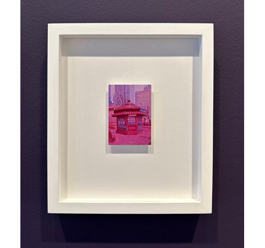Taylor Schultek - "Miniature #6" 2023 - Oil on acrylic panel - 9 x 6,5 cm, 3,5 x 2,5 in (27 x 23,5 cm, 10,5 x 9,25 in)