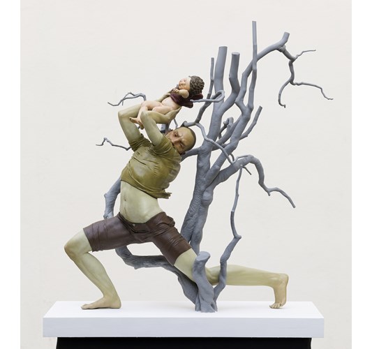 Lorenzo Tonda - "Fatherhood"2024 - Resin sculpture, painted in acrylic - 60 x 54 x 30 cm, 23,6 x 21 x 12 in